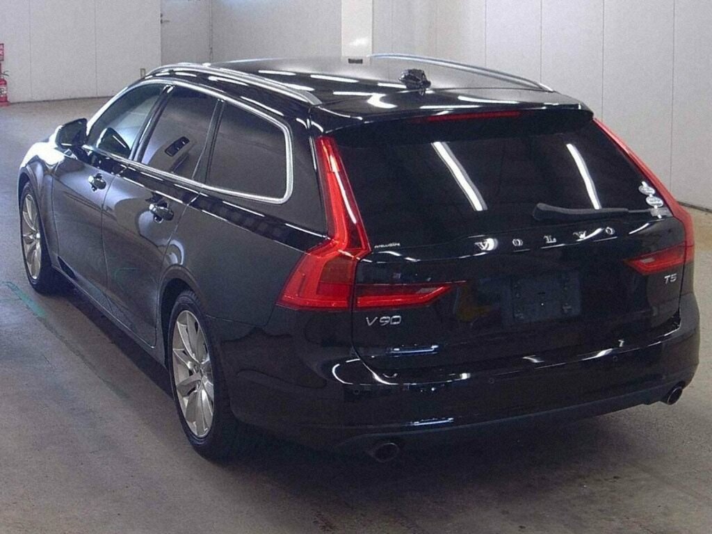 Volvo V90 T5 Momentum   #4