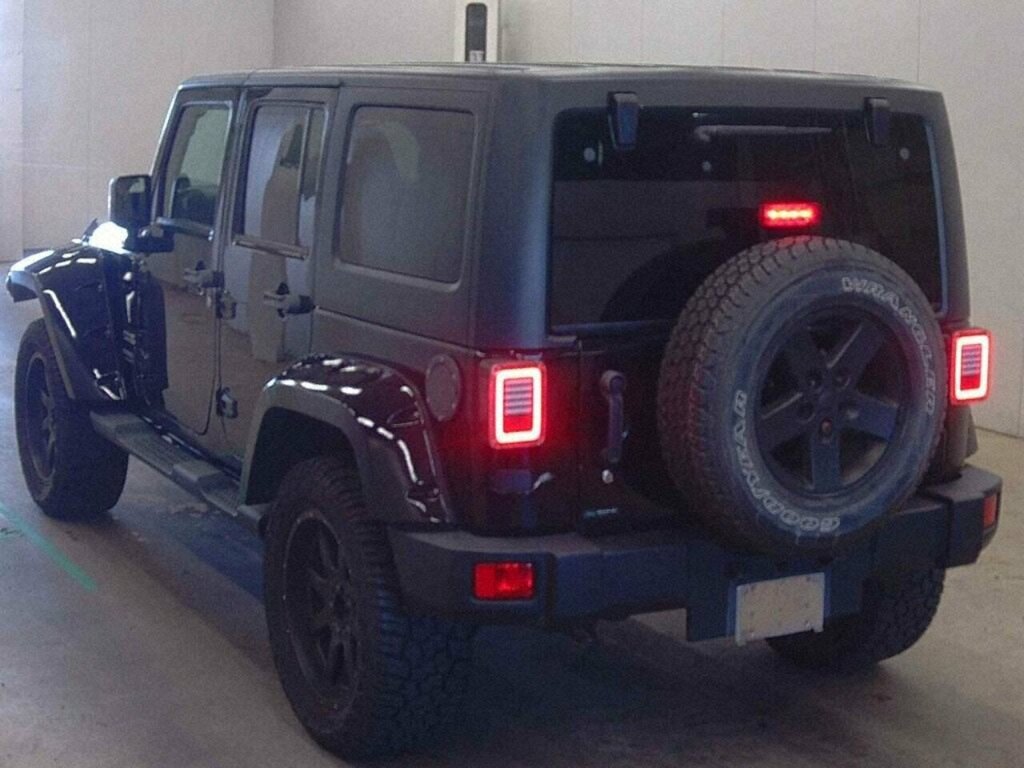Jeep Wrangler Sport Unlimited #3
