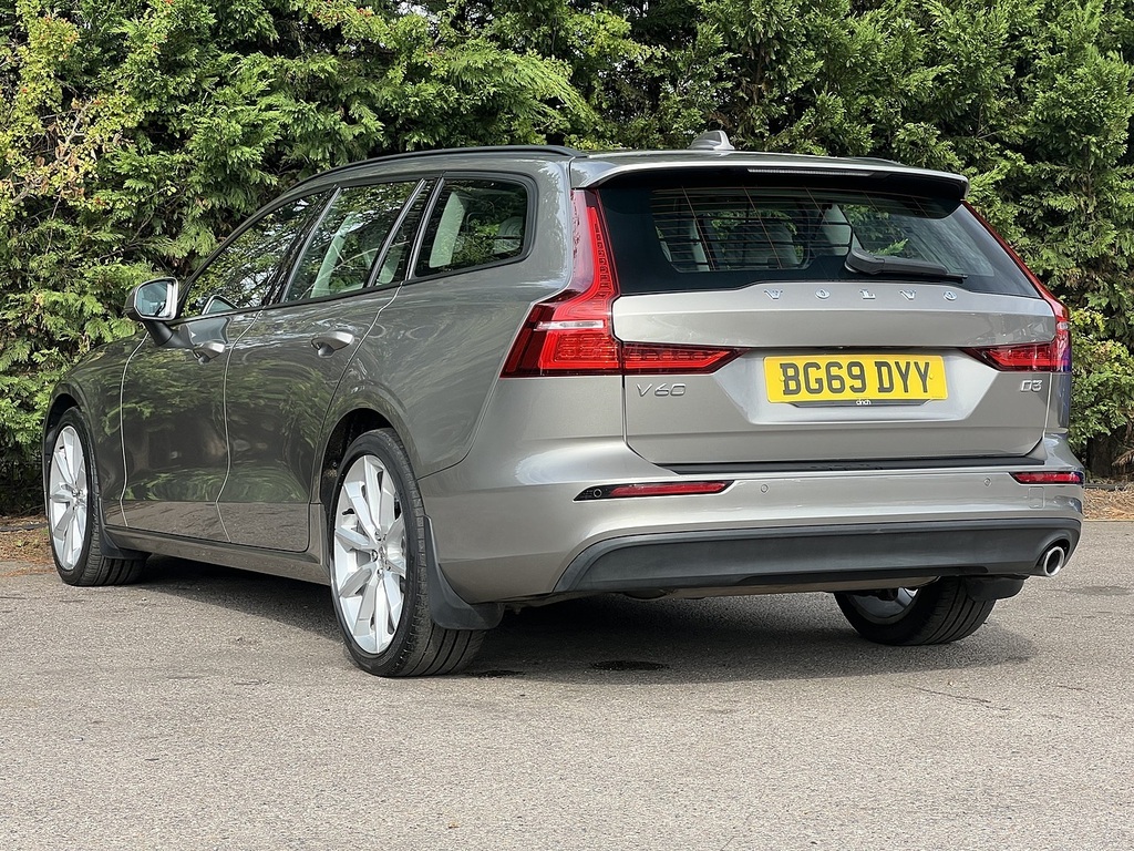 Volvo V60 D3 Momentum Plus Grey #6