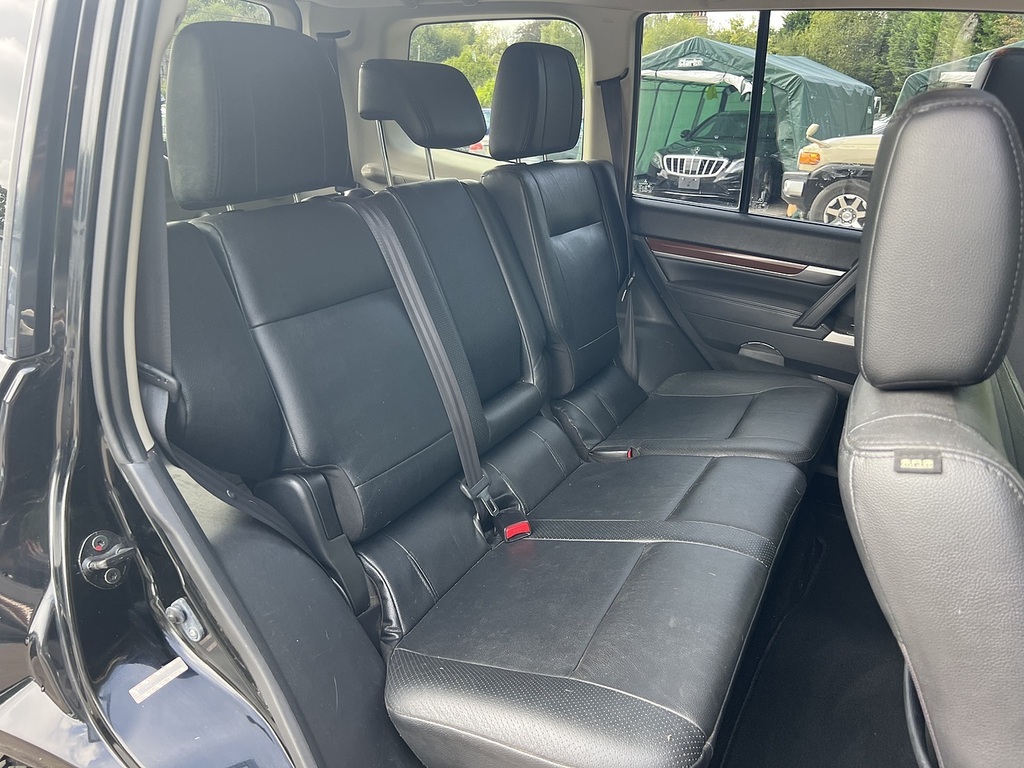 Mitsubishi Shogun Di-d Sg4 Black #20