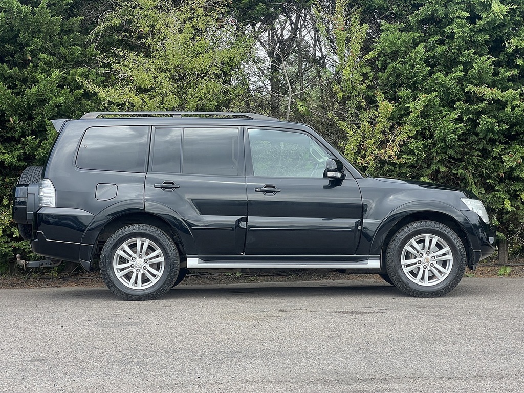 Mitsubishi Shogun Di-d Sg4 Black #9