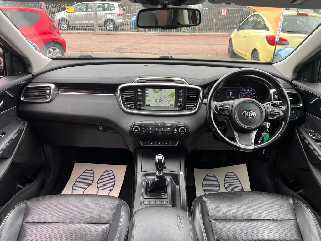 Kia Sorento 2.2L Kx-2 Red #4