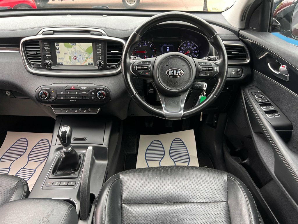 Kia Sorento 2.2L Kx-2 Red #3