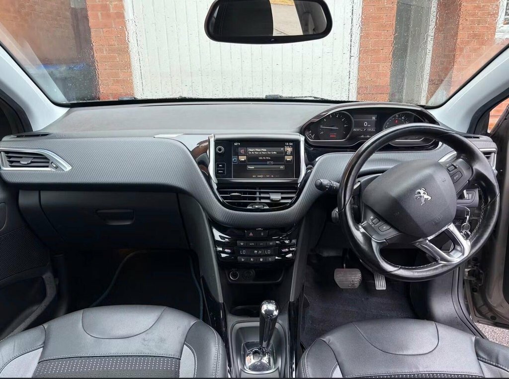 Peugeot 2008 1.2L Allure Grey #2