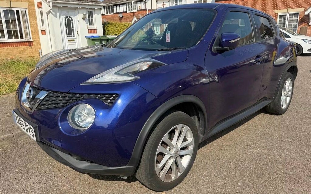 Nissan Juke 1.2L N-connecta Black