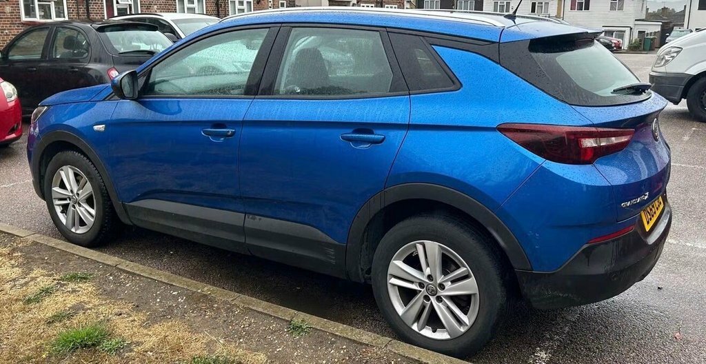 Vauxhall Grandland X 1.2L Se Blue #3