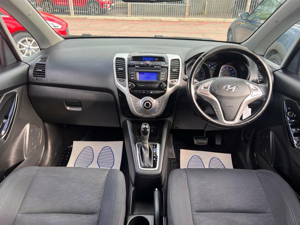 Hyundai Ix20 1.6L Se Silver #2