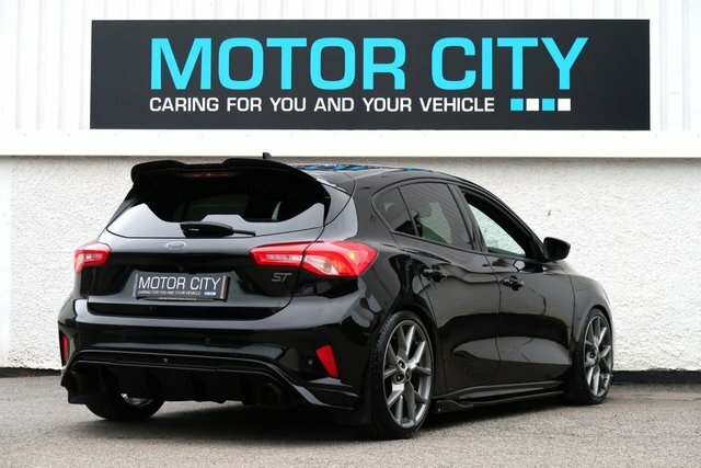 Ford Focus 2.3T Ecoboost St Hatchback Euro Black #3