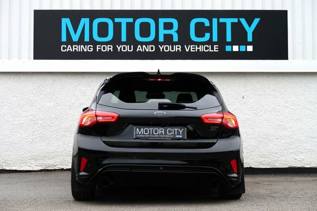 Ford Focus 2.3T Ecoboost St Hatchback Euro Black #6