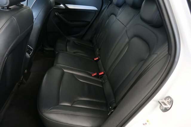 Audi Q3 Q3 Sport Tfsi S-a Black #10