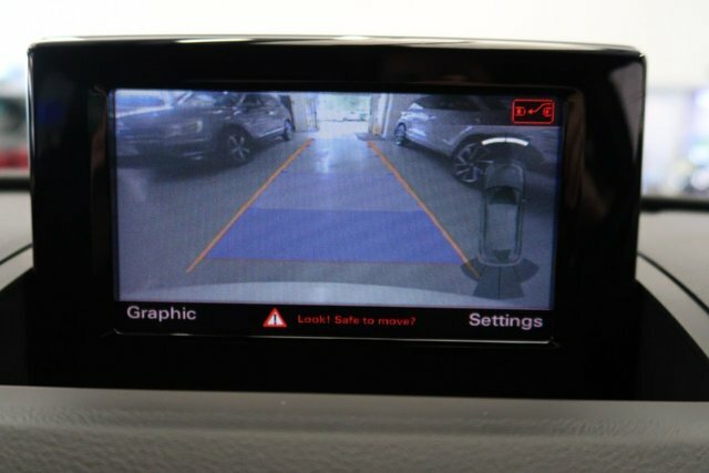 Audi Q3 Q3 Sport Tfsi S-a Black #3