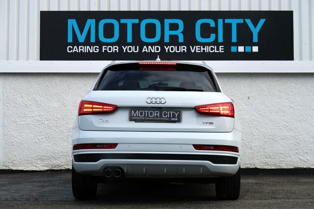 Audi Q3 Q3 Sport Tfsi S-a Black #6