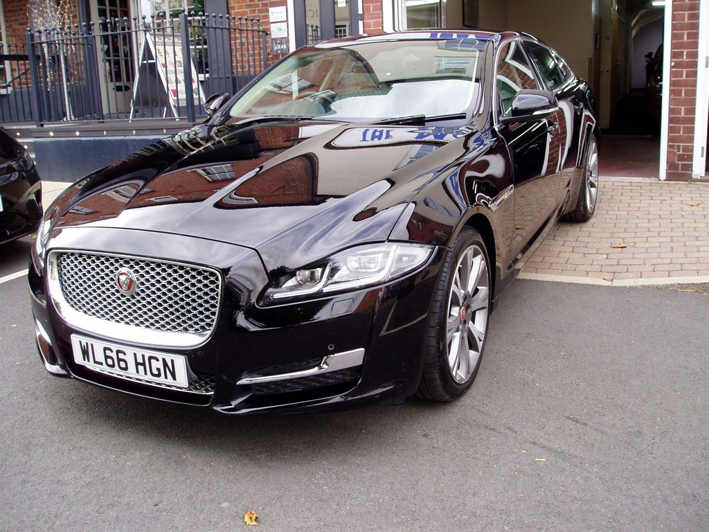 Jaguar XJ Black #11