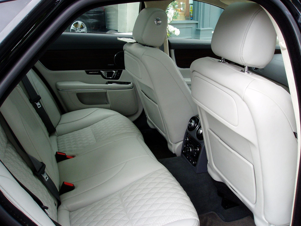 Jaguar XJ Black #16