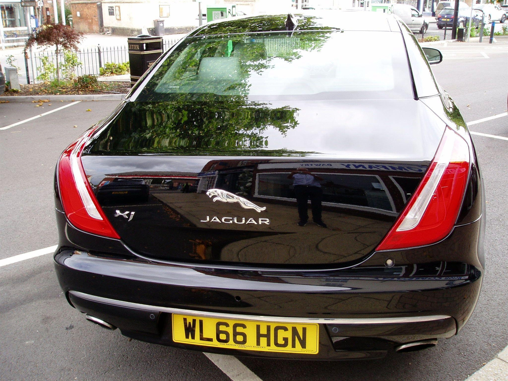 Jaguar XJ Black #36
