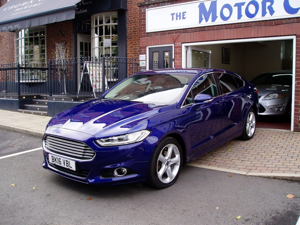 Ford Mondeo  Silver #12