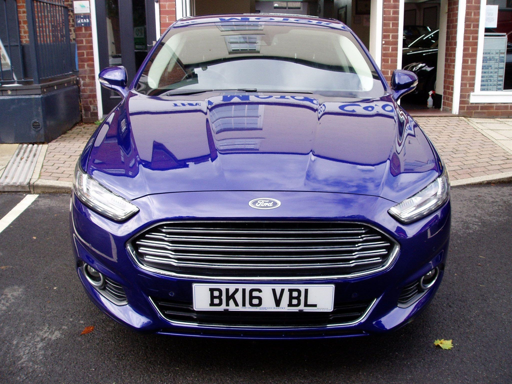 Ford Mondeo  Silver #5