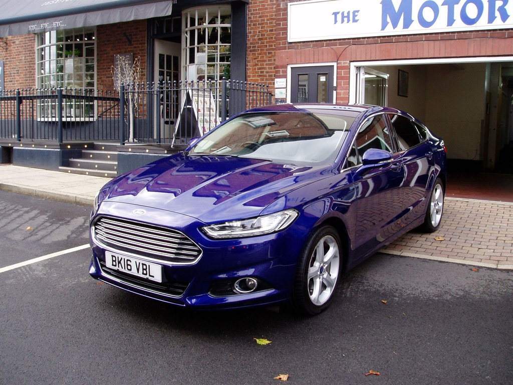 Ford Mondeo  Silver #30