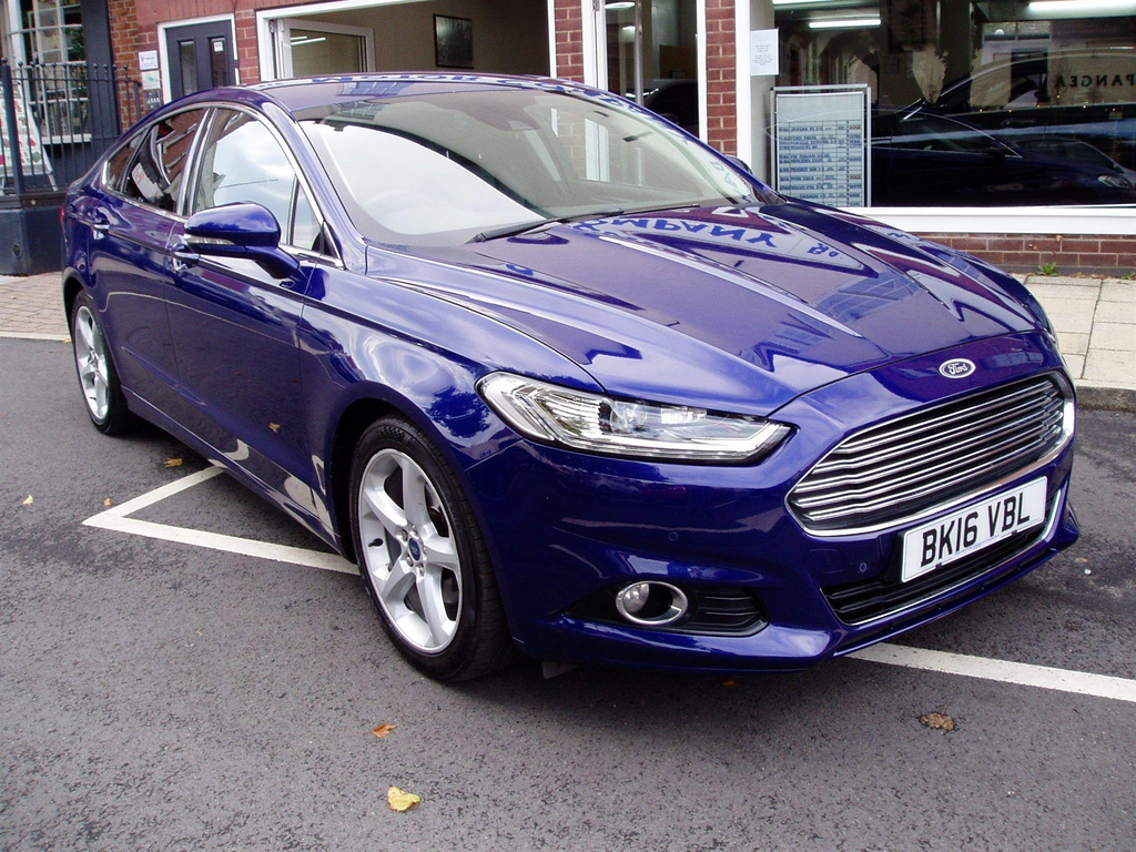 Ford Mondeo  Silver #11