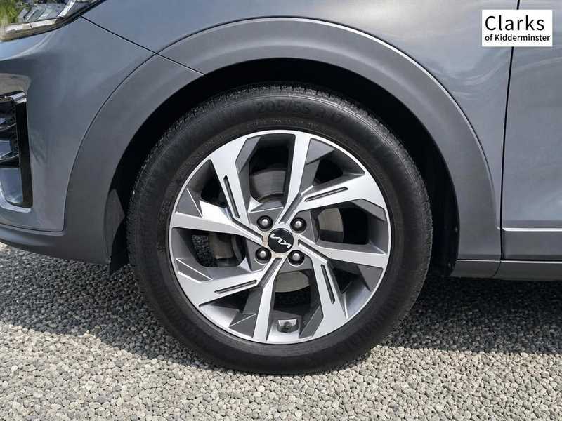 Kia Stonic 1.0 T-gdi Mhev Gt-line Suv Hybrid Dct E Grey #5
