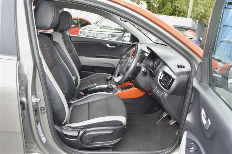 Kia Stonic First Edition Grey #8