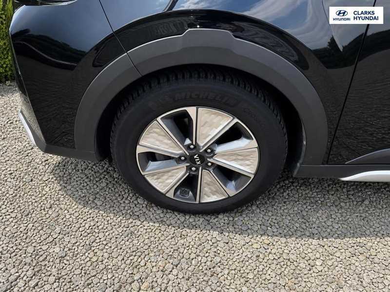 Kia Soul 64Kwh First Edition Suv 201 Bhp Black #5