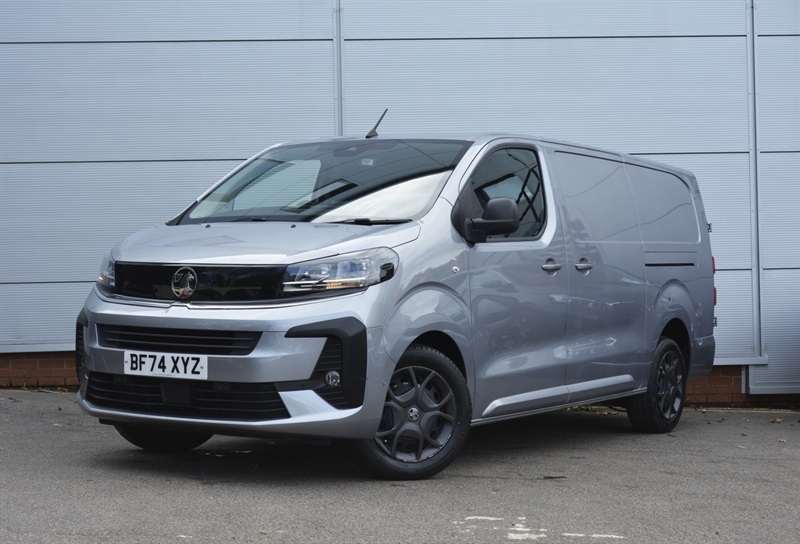 Vauxhall Vivaro 1.5 Turbo D Pro XL Panel Van 6Dr Lwb Grey #2