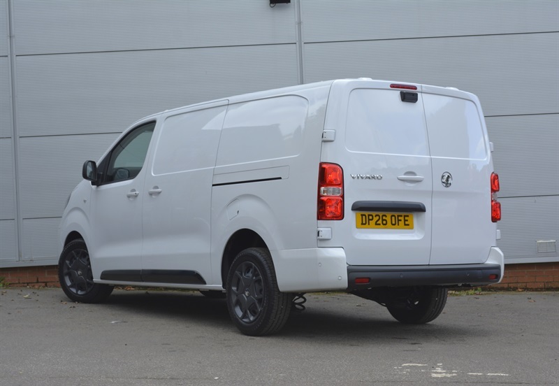 Vauxhall Vivaro 1.5 Turbo D Pro XL Panel Van 6Dr Lwb White #3