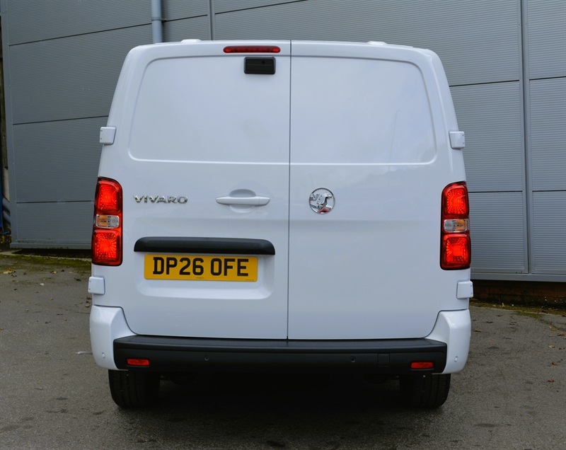 Vauxhall Vivaro 1.5 Turbo D Pro XL Panel Van 6Dr Lwb White #4