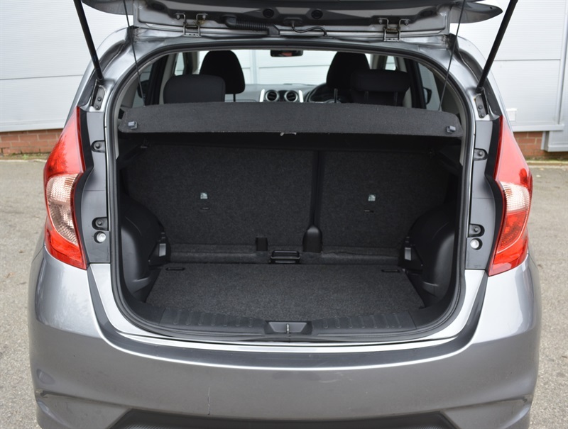 Nissan Note 1.2 Dig-s Tekna Hatchback Euro 6 White #21