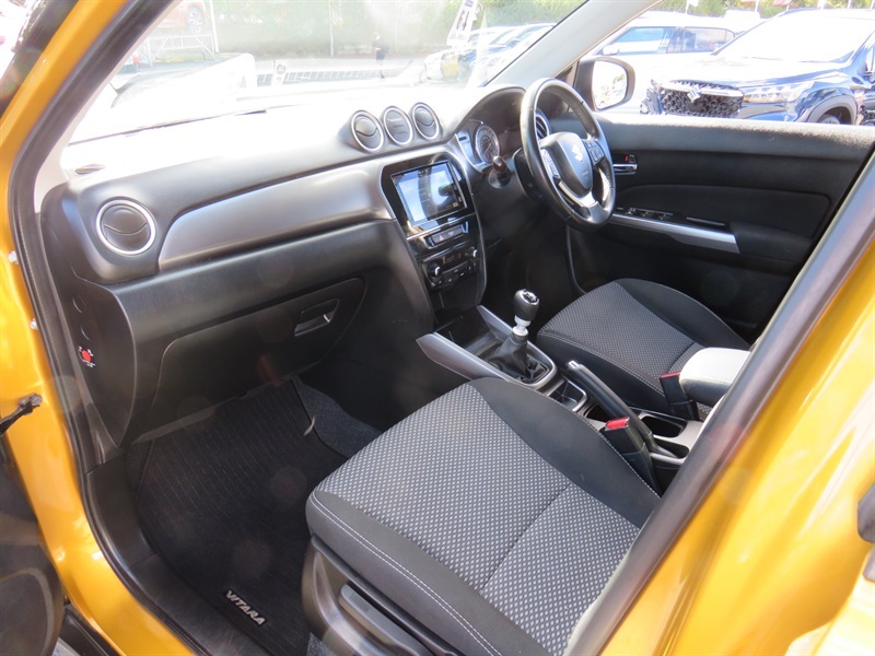 Suzuki Vitara Sz5 Boosterjet Mhev 1.4 Red #13