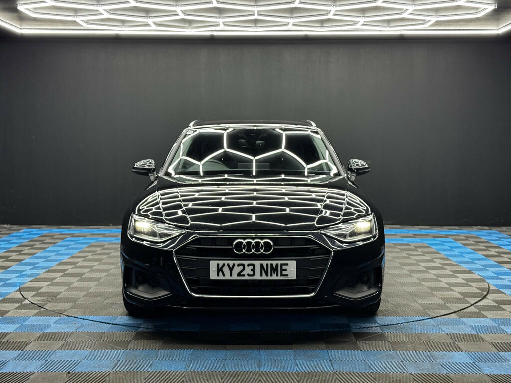 Audi A4 Avant 2.0 Tdi 35 Technik S Tronic Euro 6 Ss Black #2