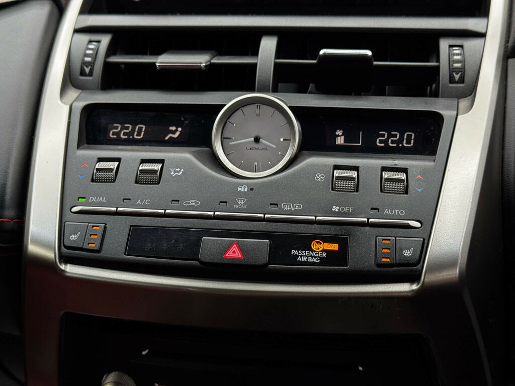 Lexus NX 2.5 Luxury E-cvt 4Wd Black #29