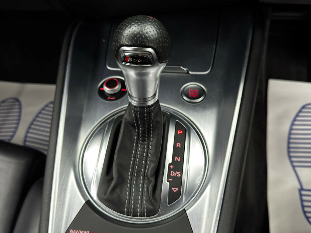 Audi TT 1.8T Fsi Black Edition White #25