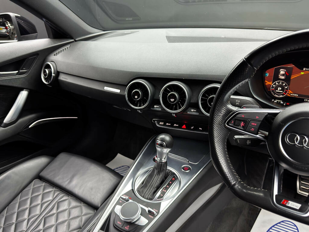 Audi TT 1.8T Fsi Black Edition White #23