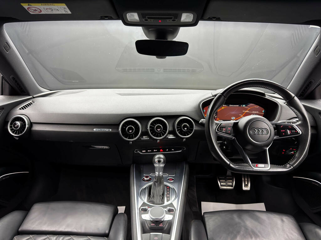 Audi TT 1.8T Fsi Black Edition White #10