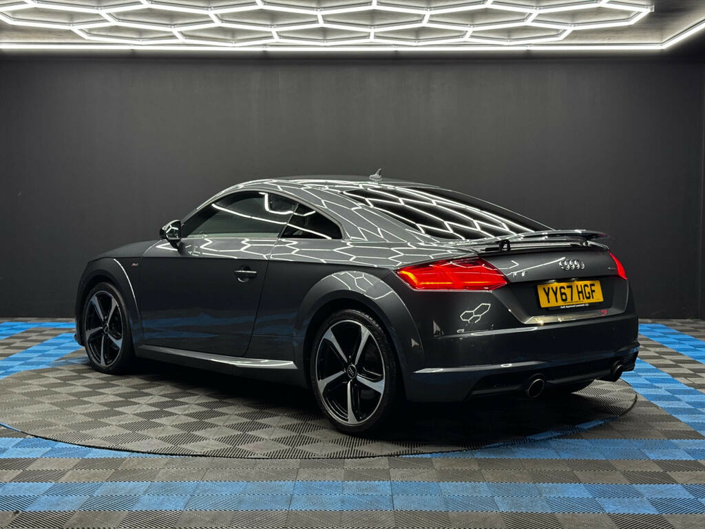 Audi TT 1.8T Fsi Black Edition White #7