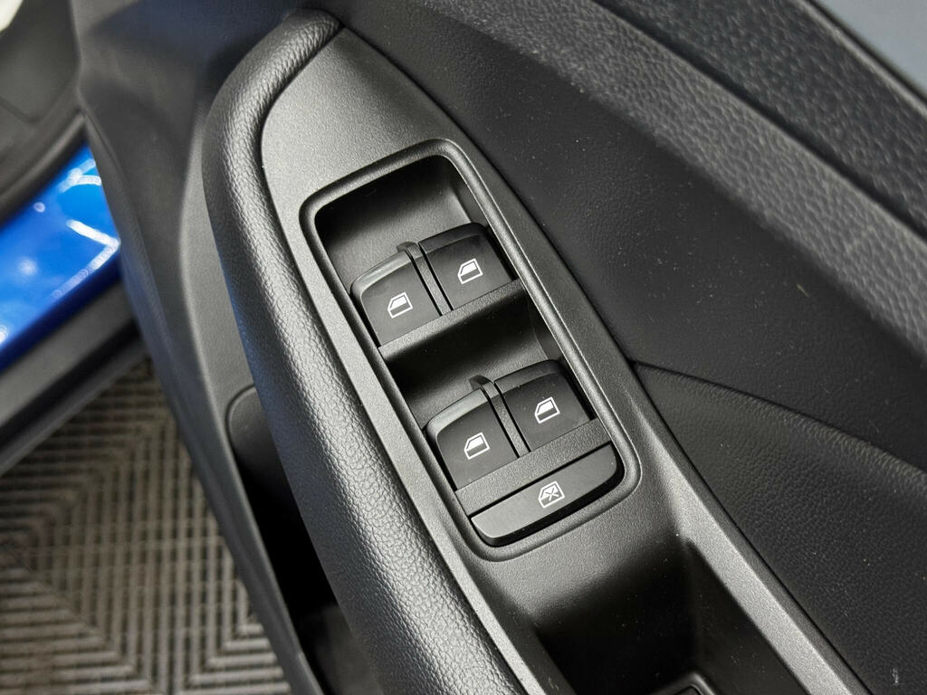MG ZS Zs Exclusive Silver #37
