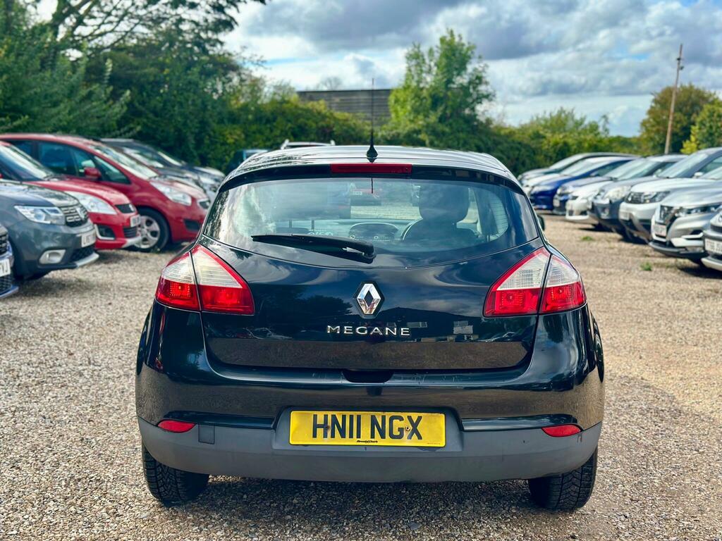 Renault Megane Coupe White #8