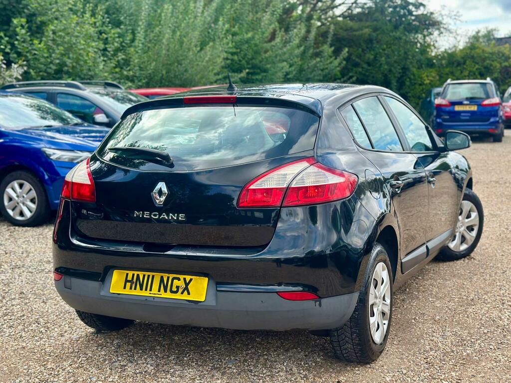 Renault Megane Coupe White #7