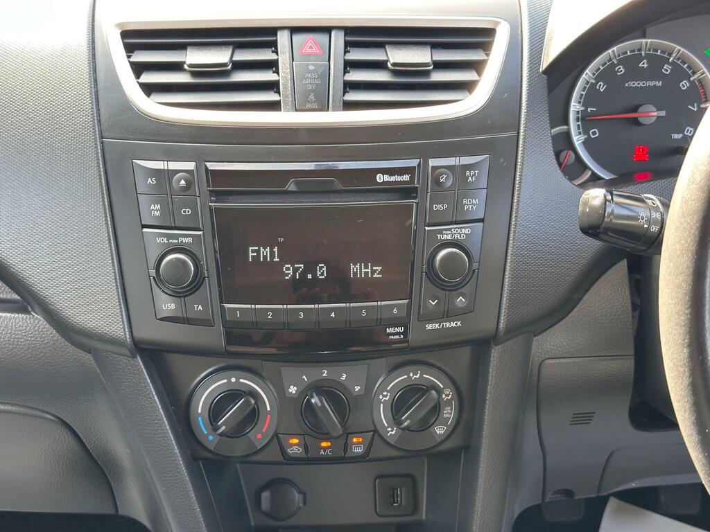 Suzuki Swift Red #19