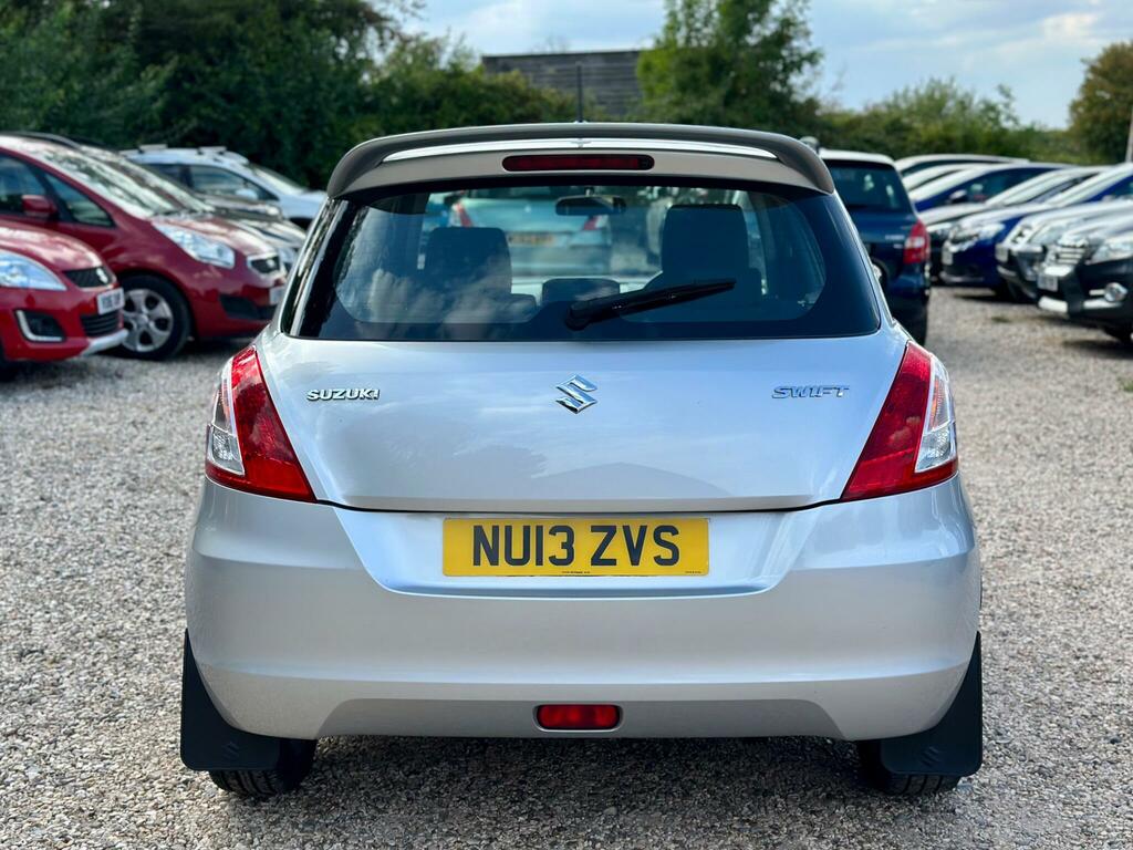 Suzuki Swift Red #8