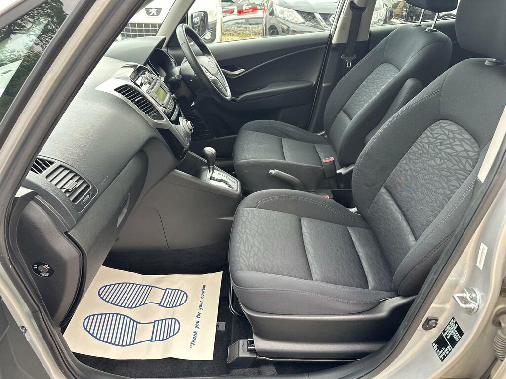 Hyundai Ix20  Grey #30
