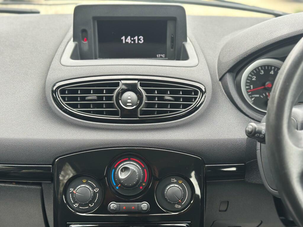 Renault Clio Hatchback 1.2 Dynamique Tomtom Euro 5 201262 Grey #19