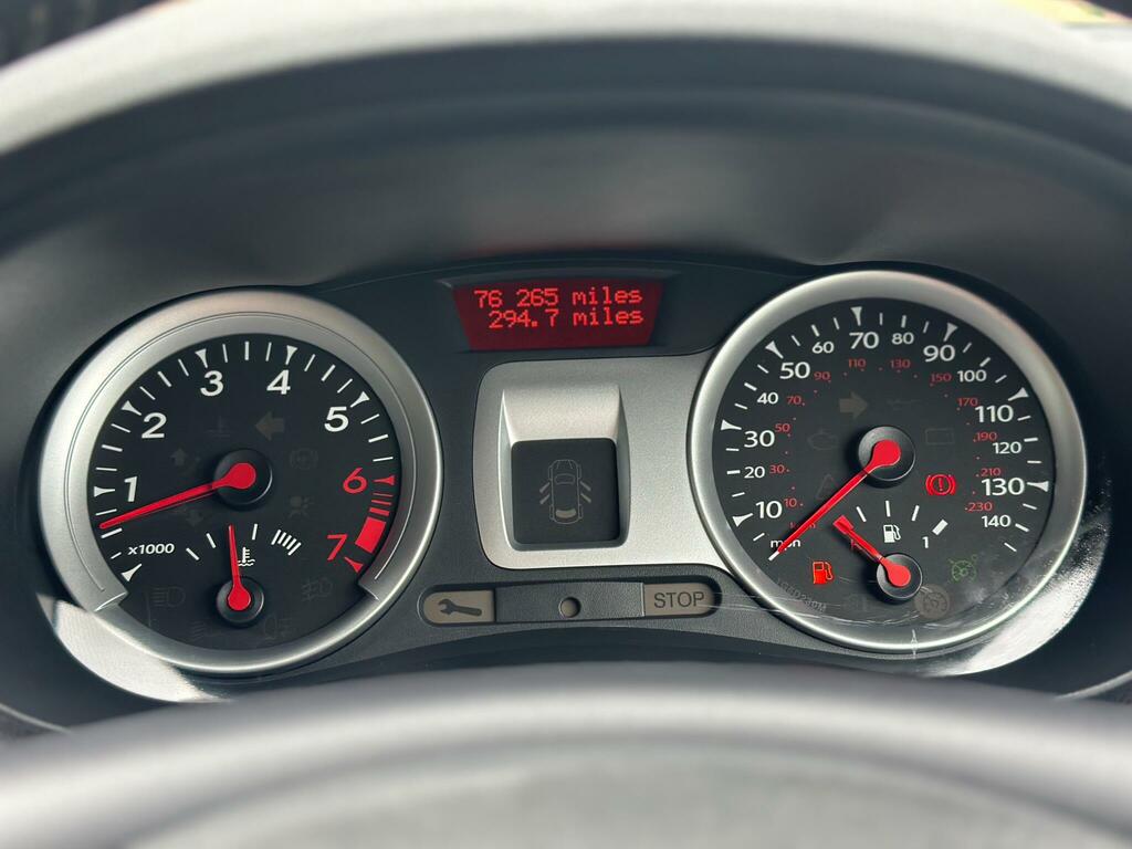 Renault Clio Hatchback 1.2 Dynamique Tomtom Euro 5 201262 Grey #14