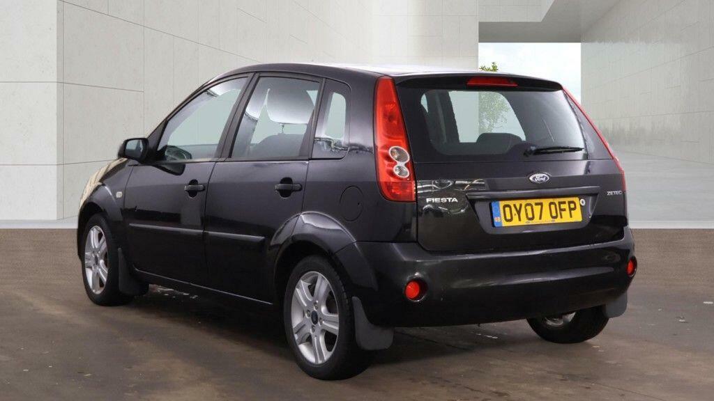 Ford Fiesta 1.25 Zetec Climate Black #6
