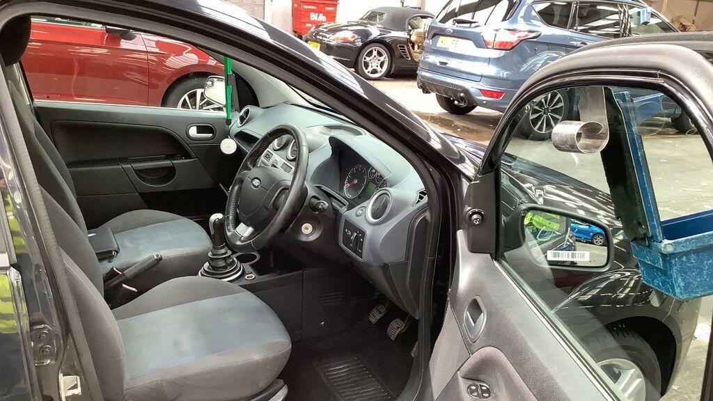 Ford Fiesta 1L Style Red #12