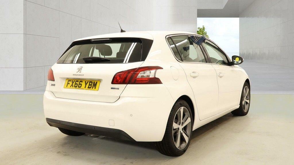 Peugeot 308 Hatchback Red #7