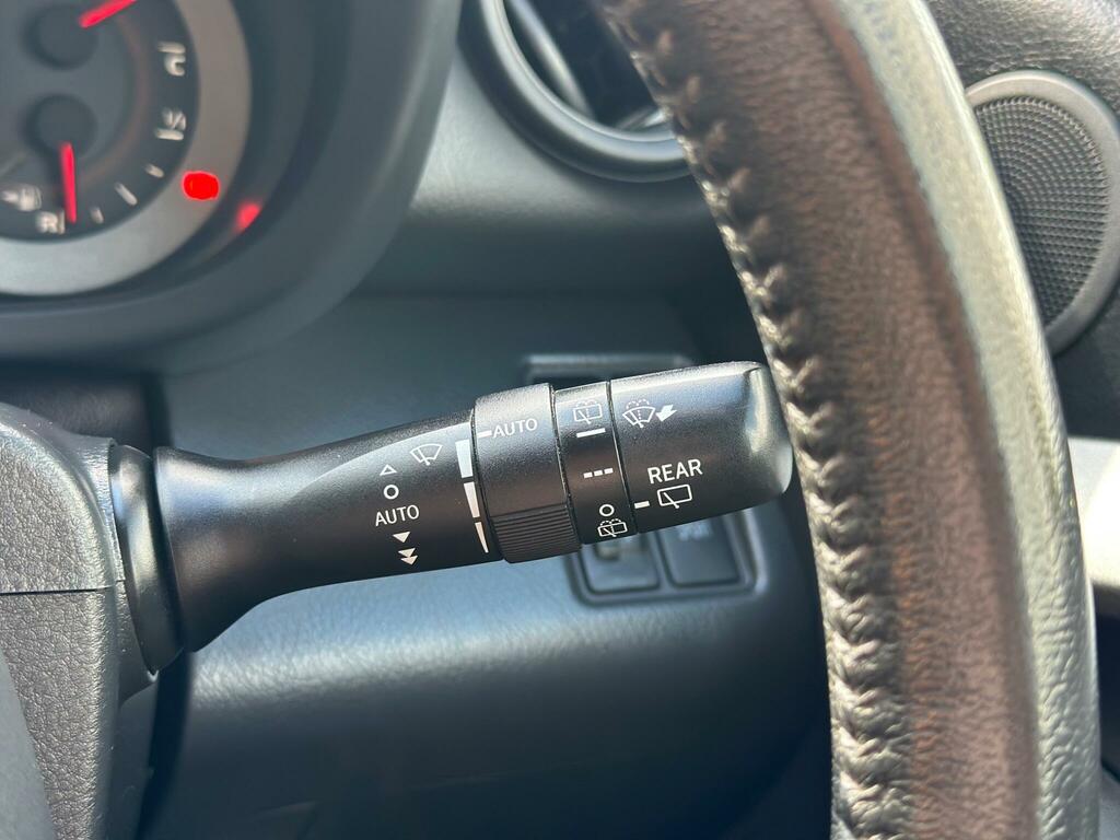 Toyota Rav 4 V-matic Xt-r Silver #16