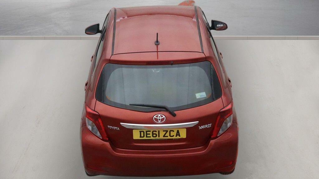 Toyota Yaris Tr Silver #8